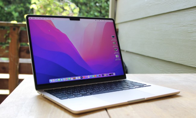 The screen of the MacBook Air M2.